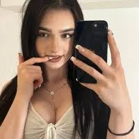 AdelinaAlia profile photo